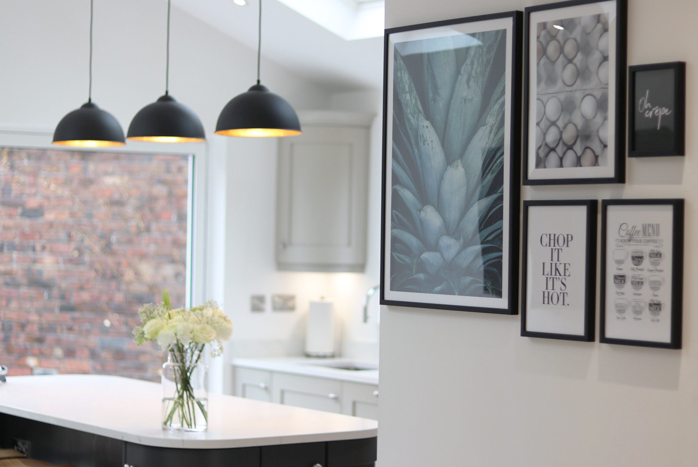 Second Nature Kitchen Mornington Shaker Stone/Graphite Kitchen.