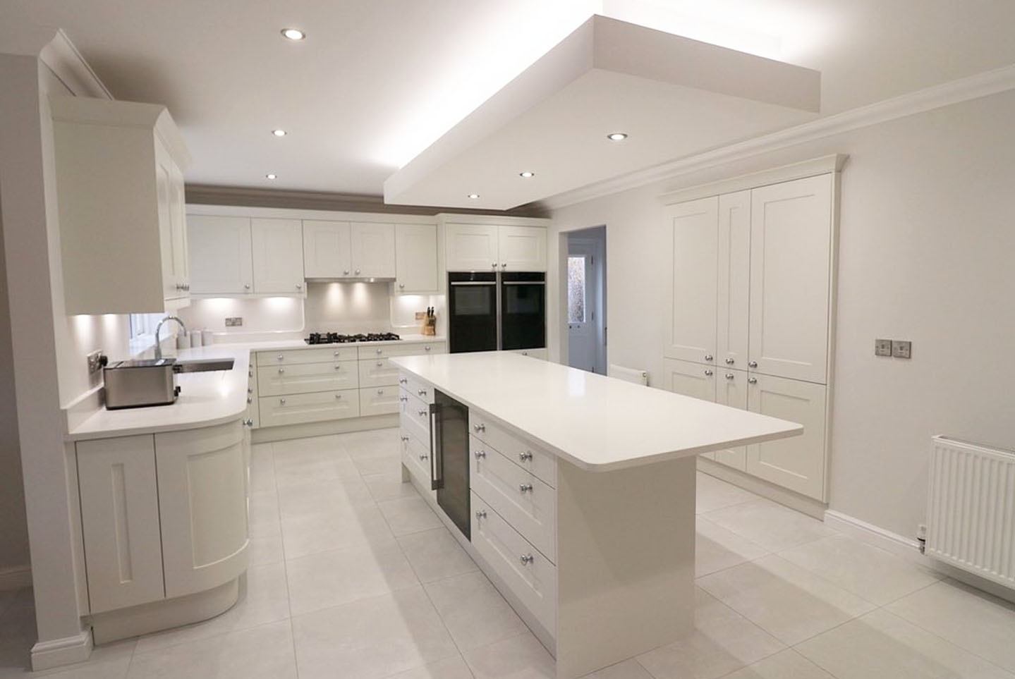 porcelain handless kitchen Liverpool