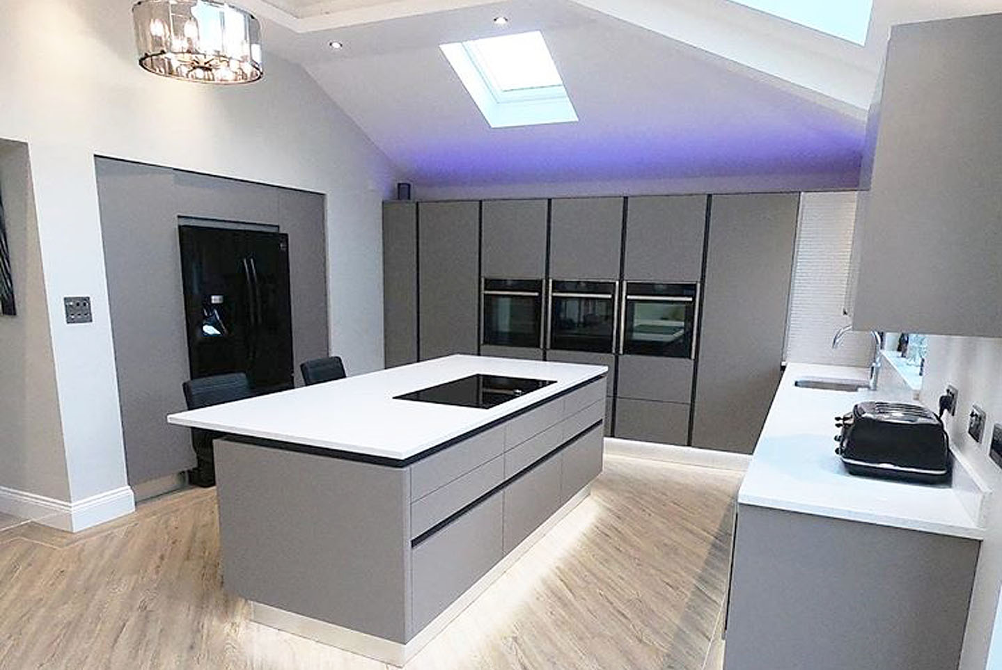 Zurfiz True Handleless Kitchen